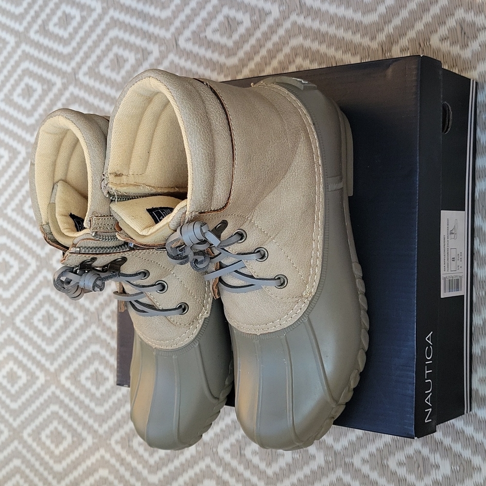 Nautica sea ripple, taupe, grey size 8 boot